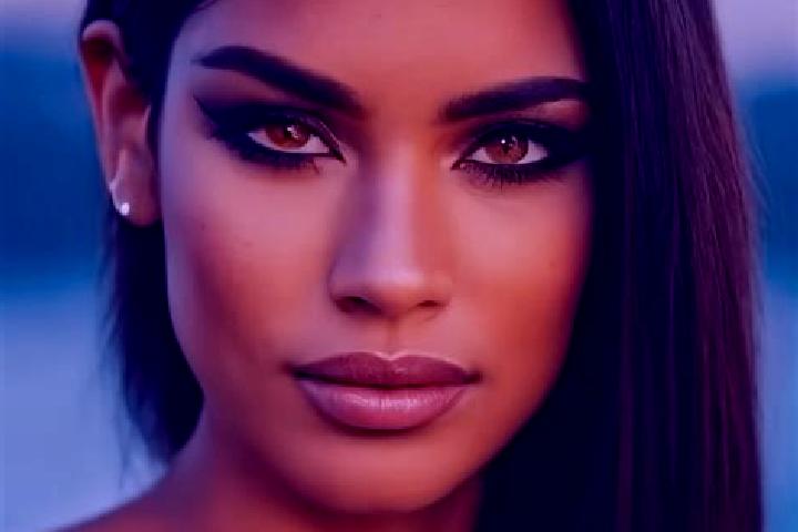 Avery, 22, a black grey-eyed latina companion based in Plagiari. Offering BDSM, Overnight, GFE, Duos. Available for incall and outcall, overnight bookings av...