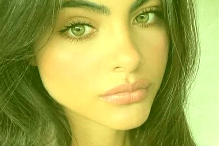 Avery, 22, a brunette grey-eyed indian companion based in Ahadan. Offering Domination, Fetish, 69, Overnight. Available for incall and outcall, overnight boo...