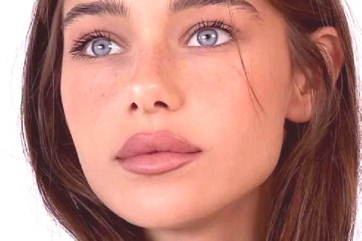 Avery, 22, a brunette grey-eyed mediterranean companion based in La Boquita. Offering Deep French Kissing, 69, Erotic Massage, Prostate Massage, Couples. Ava...