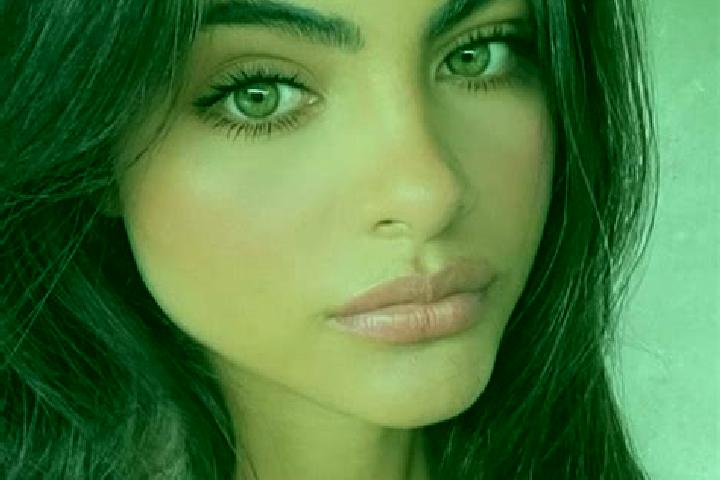 Avery, 22, a chestnut dark-eyed indian companion based in Kangly. Offering Roleplay, Domination, Massage, Fetish. Available for incall and outcall, day and e...