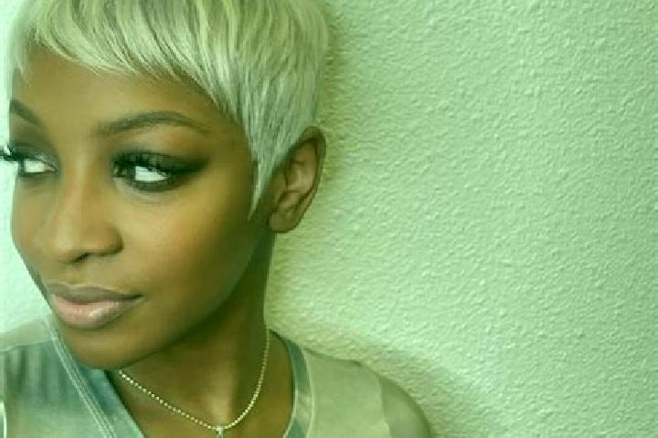 Avery, 22, a platinum blonde amber-eyed ebony companion based in Cruz Blanca Numero Uno. Offering Striptease, Fetish, Domination. Available for incall and ou...