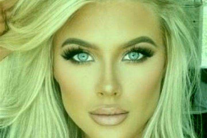 Avery, 22, a platinum blonde amber-eyed ebony companion based in Kinoenishi. Offering Girlfriend Experience, Fetish, Dinner Date. Available for incall and ou...