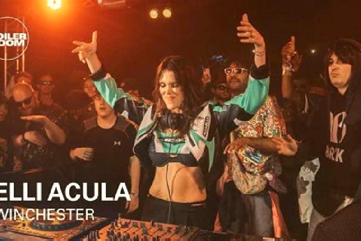 Avery, 22 — Escort in Acula, Mexico