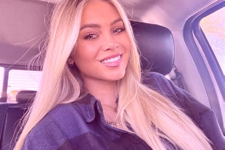 Avery, 22 — Escort in Hailey, United States