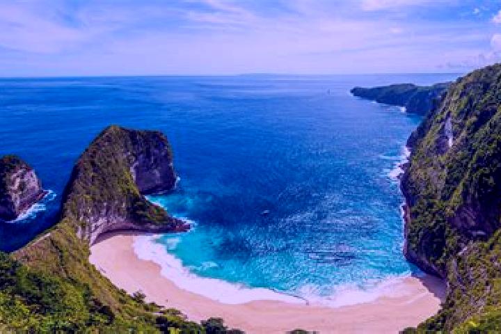 Avery, 22 — Escort in Kalinanas, Indonesia