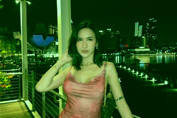 Avery, 22 — Escort in Maroochydore, Australia