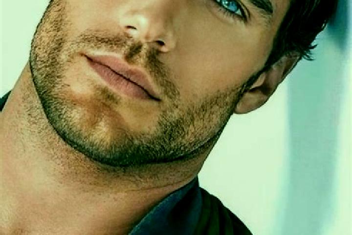Avery, 23, a black blue-eyed indian companion based in Nova Europa. Offering CIM, Couples, BDSM, Deep French Kissing. Available for incall and outcall, overn...