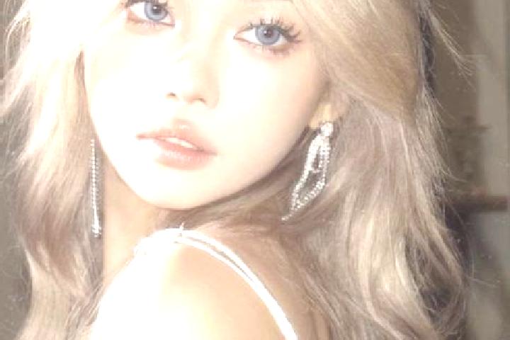 Avery, 23, a blonde dark-eyed asian companion based in Guingleu. Offering Roleplay, GFE, OWO. Available for incall and outcall, day and evening dates.