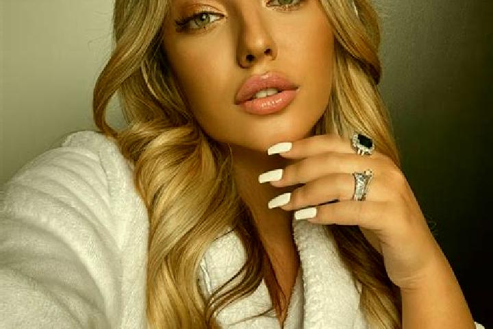 Avery, 23, a blonde grey-eyed latina companion based in Kapustin Yar. Offering Tantra, 69, Massage, Domination, Striptease. Available for incall and outcall,...