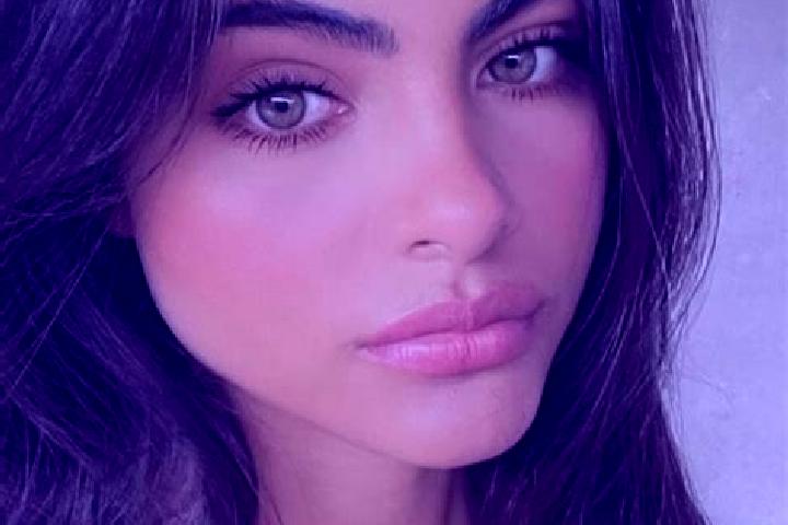 Avery, 23, a brunette dark-eyed asian companion based in Plyos. Offering Girlfriend Experience, Roleplay, Deep French Kissing, Striptease, Overnight. Availab...