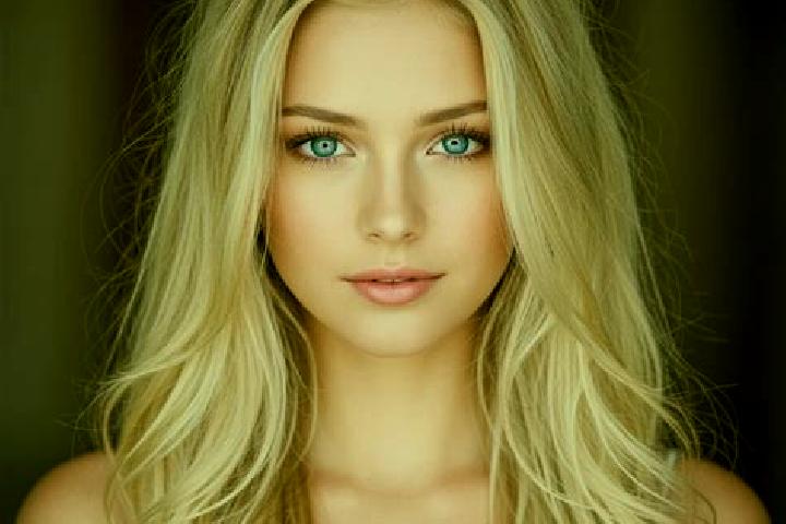 Avery, 23, a brunette grey-eyed mixed companion based in Mulaly. Offering Couples, Fetish, Domination. Available for incall and outcall, day and evening dates.