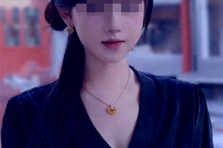Avery, 23 — Escort in Fengjing, China