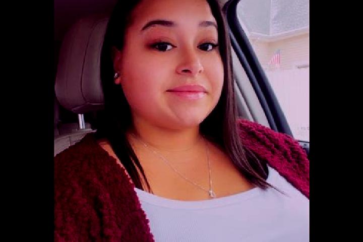Avery, 23 — Escort in Roachdale, United States
