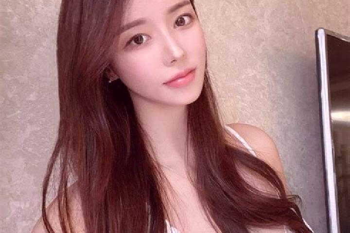 Avery, 23 — Escort in Xizhaotong, China