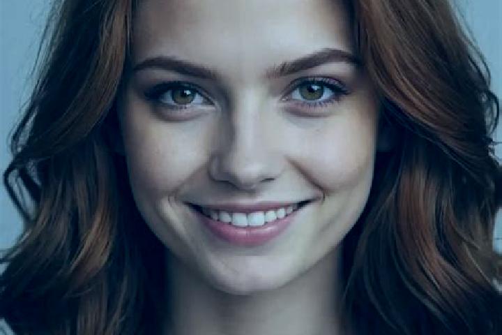 Avery, 24, a auburn hazel-eyed european companion based in Gradiska. Offering Erotic Massage, Massage, GFE, Couples. Available for incall and outcall, overni...