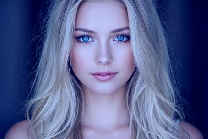 Avery, 24, a blonde amber-eyed mixed companion based in Al Buq ah. Offering Prostate Massage, A-Level, Massage, Girlfriend Experience. Available for incall a...