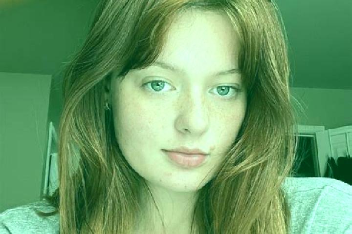 Avery, 24, a red amber-eyed european companion based in San Tommaso Tre Archi. Offering OWO, Striptease. Available for incall and outcall, day and evening da...