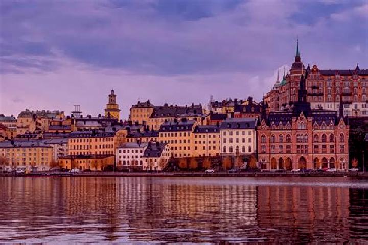 Avery, 24 — Escort in Arnoe, Sweden