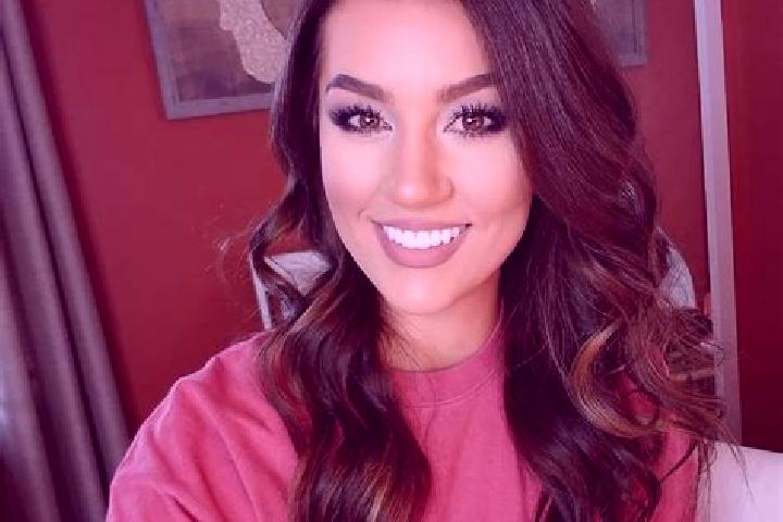 Avery, 24 — Escort in Georgiana, United States