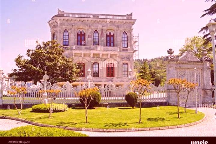 Avery, 24 — Escort in Kuecueksu, Turkey