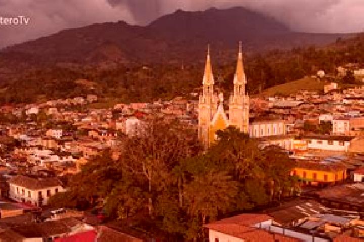 Avery, 24 — Escort in Macanal, Colombia