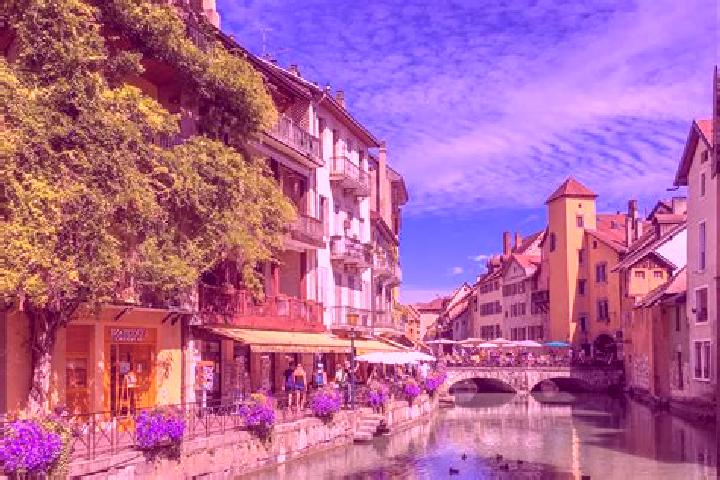Avery, 24 — Escort in Monts, France