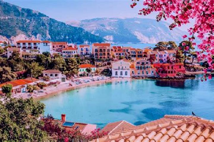 Avery, 24 — Escort in Pialeia, Greece