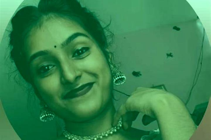 Avery, 24 — Escort in Poomangalam, India