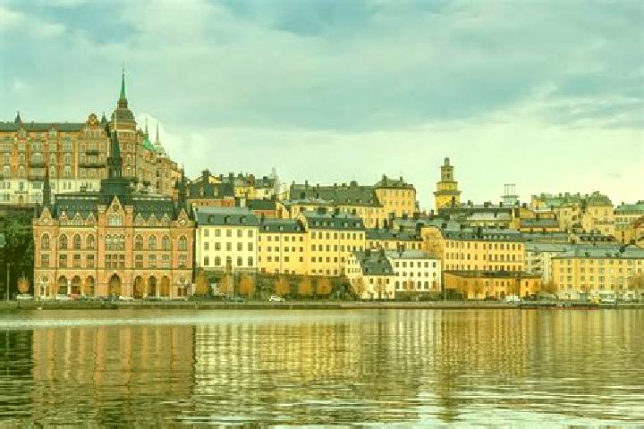 Avery, 24 — Escort in Svarte, Sweden