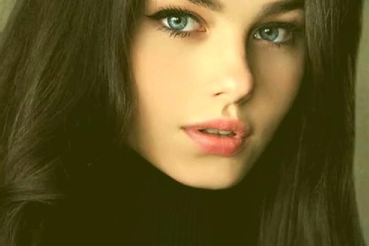 Avery, 25, a brunette grey-eyed slavic companion based in La Cerlangue. Offering Duos, Deep French Kissing, Overnight, Couples. Available for incall and outc...