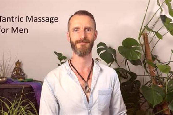 Avery, 25, a chestnut grey-eyed slavic companion based in Tshane. Offering Couples, Tantra, Massage. Available for incall and outcall, overnight bookings ava...