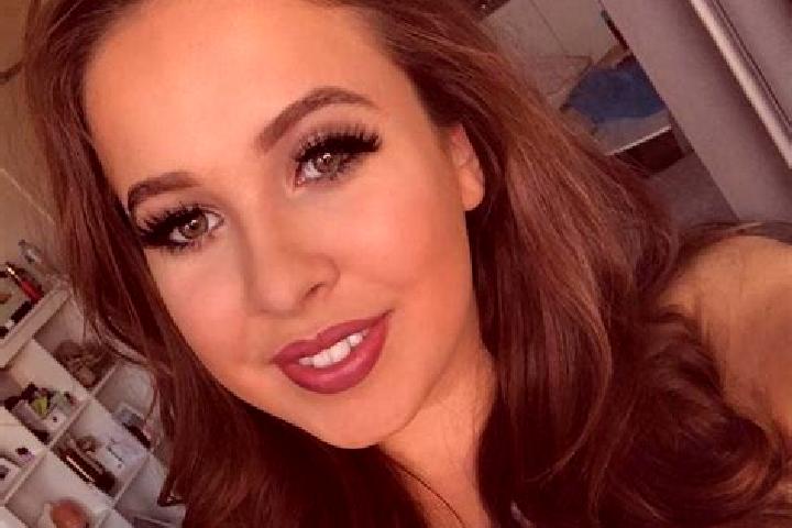 Avery, 25, a dark blonde dark-eyed latina companion based in Ranchuelo. Offering Dinner Date, A-Level, Prostate Massage, CIM, Girlfriend Experience. Availabl...