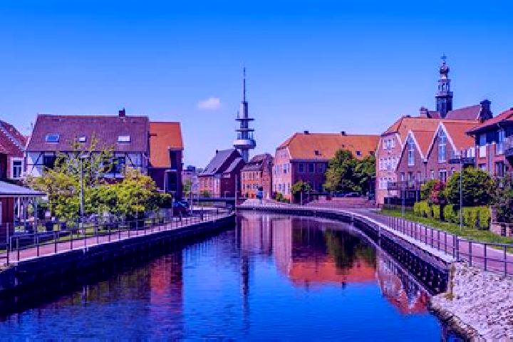 Avery, 25 — Escort in Emden, Germany