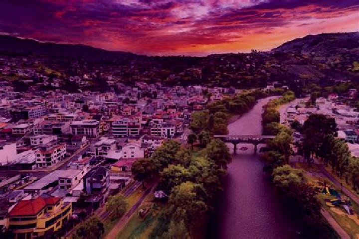 Avery, 25 — Escort in Gualaceo, Ecuador
