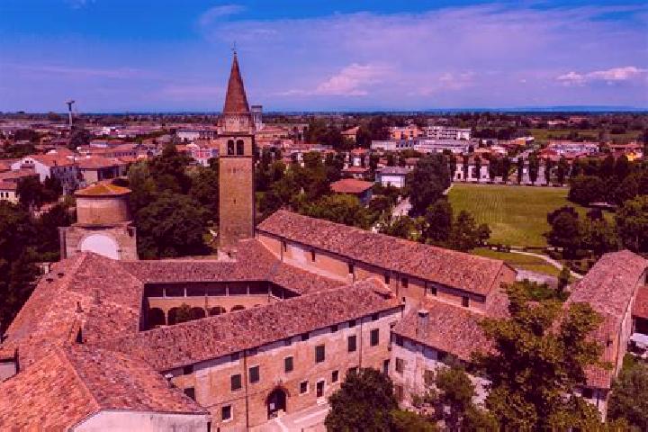 Avery, 25 — Escort in Pontecchio Polesine, Italy