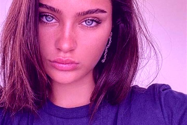 Avery, 26, a brunette dark-eyed slavic companion based in Zarszyn. Offering BDSM, Tantra, Dinner Date. Available for incall and outcall, day and evening dates.