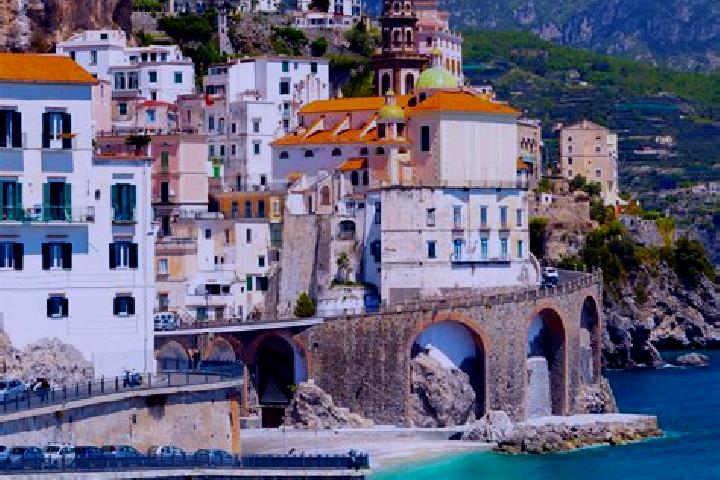 Avery, 26 — Escort in Vascon, Italy