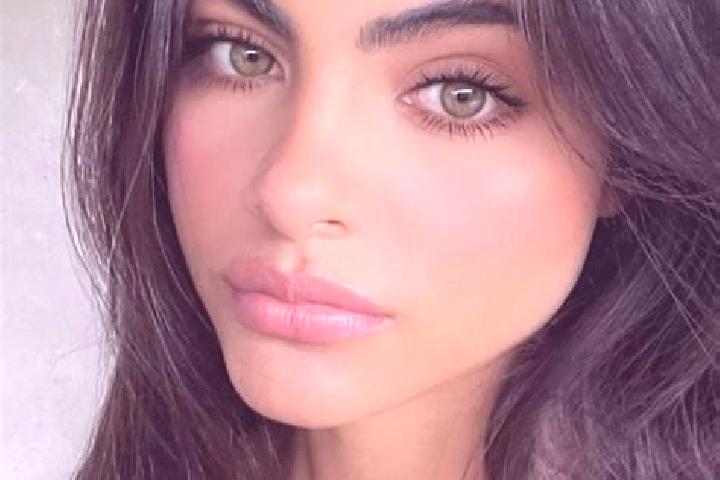 Avery, 27, a black hazel-eyed european companion based in Ponso. Offering OWO, Overnight, CIM. Available for incall and outcall, day and evening dates.