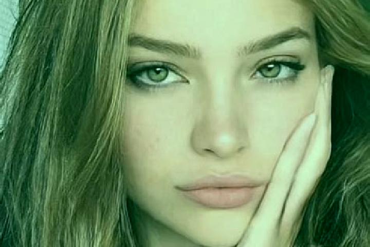 Avery, 27, a blonde brown-eyed mixed companion based in Ettrick. Offering Domination, Couples, Deep French Kissing, Striptease. Available for incall and outc...