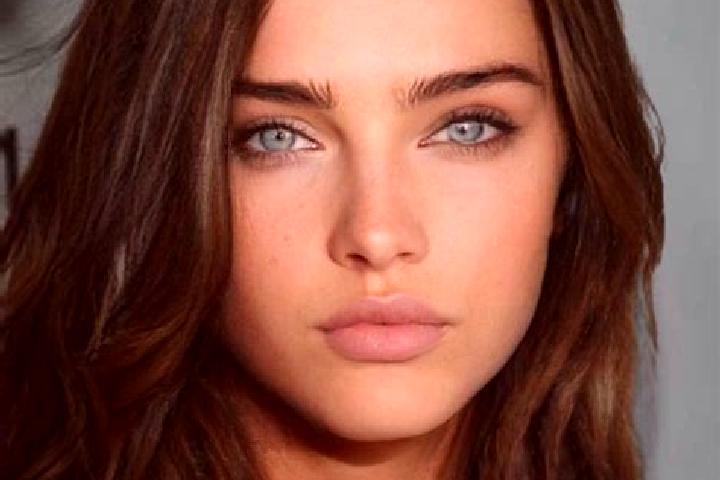Avery, 27, a brunette grey-eyed caribbean companion based in Carovilli. Offering Fetish, 69, Dinner Date. Available for incall and outcall, day and evening d...