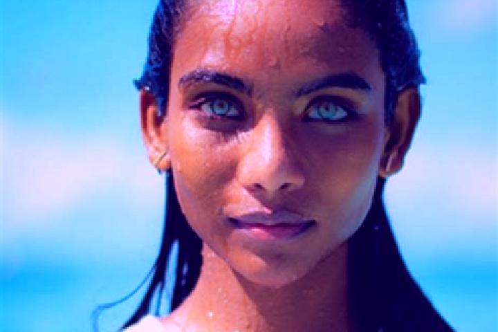 Avery, 27, a chestnut blue-eyed indian companion based in Fulchur. Offering Duos, 69, Couples. Available for incall and outcall, day and evening dates.