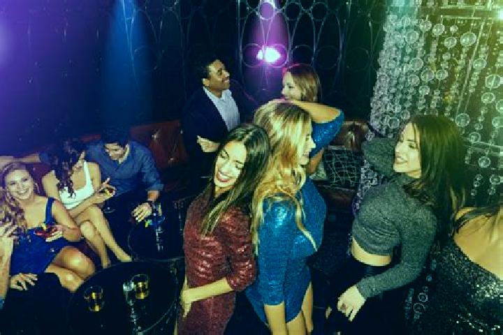 Avery, 27, a red green-eyed latina companion based in Dujiajing. Offering Deep French Kissing, Striptease, A-Level, Overnight. Available for incall and outca...
