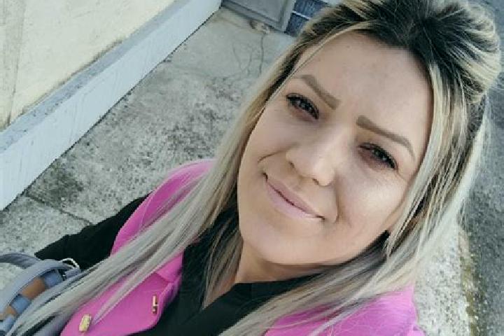Avery, 27 — Escort in Blandesti, Romania