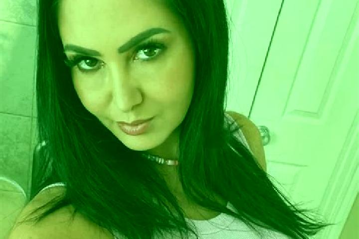 Avery, 28, a auburn brown-eyed latina companion based in Champs-sur-Marne. Offering Couples, Fetish, Party Girl, Deep French Kissing. Available for incall an...