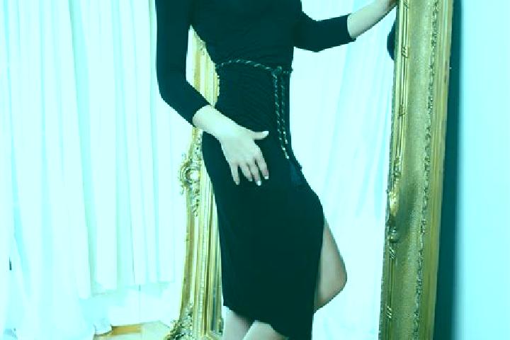 Avery, 28, a black grey-eyed european companion based in Burjuc. Offering BDSM, Party Girl, OWO, Roleplay, Deep French Kissing. Available for incall and outc...