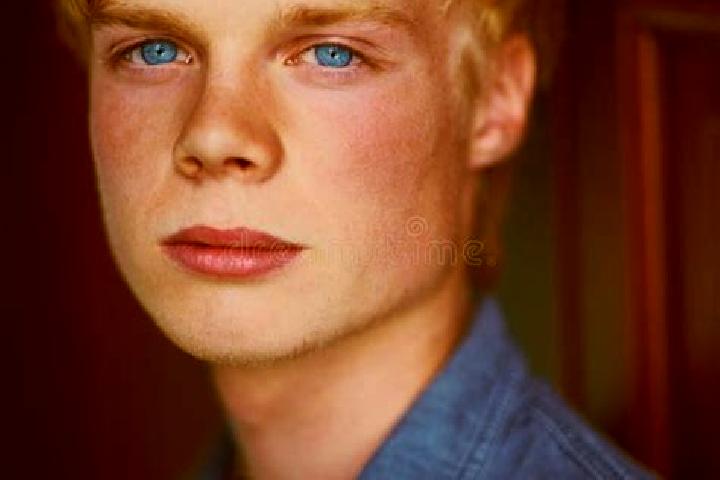 Avery, 28, a blonde blue-eyed caucasian companion based in Bouin. Offering Domination, CIM, Fetish. Available for incall and outcall, day and evening dates.