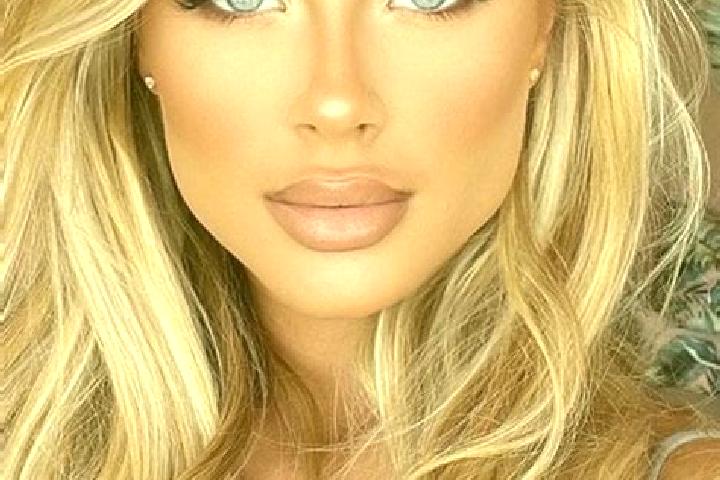 Avery, 28, a blonde blue-eyed latina companion based in Talheim. Offering Couples, 69, CIM. Available for incall and outcall, overnight bookings available.