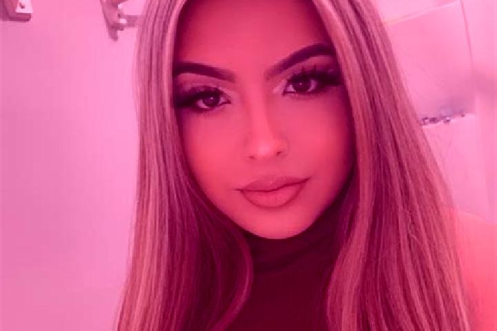Avery, 28, a blonde grey-eyed latina companion based in Geyer. Offering 69, Party Girl, CIM, A-Level. Available for incall and outcall, overnight bookings av...