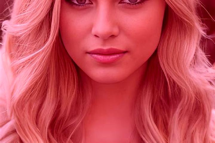 Avery, 28, a blonde grey-eyed middle eastern companion based in Black Earth. Offering Deep French Kissing, A-Level, Fetish. Available for incall and outcall,...