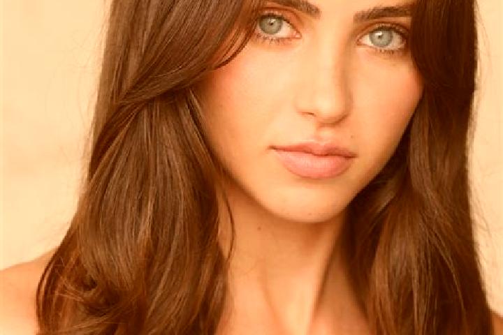 Avery, 28, a brunette amber-eyed mediterranean companion based in Bella Vista. Offering Domination, Duos, Striptease, 69. Available for incall and outcall, o...